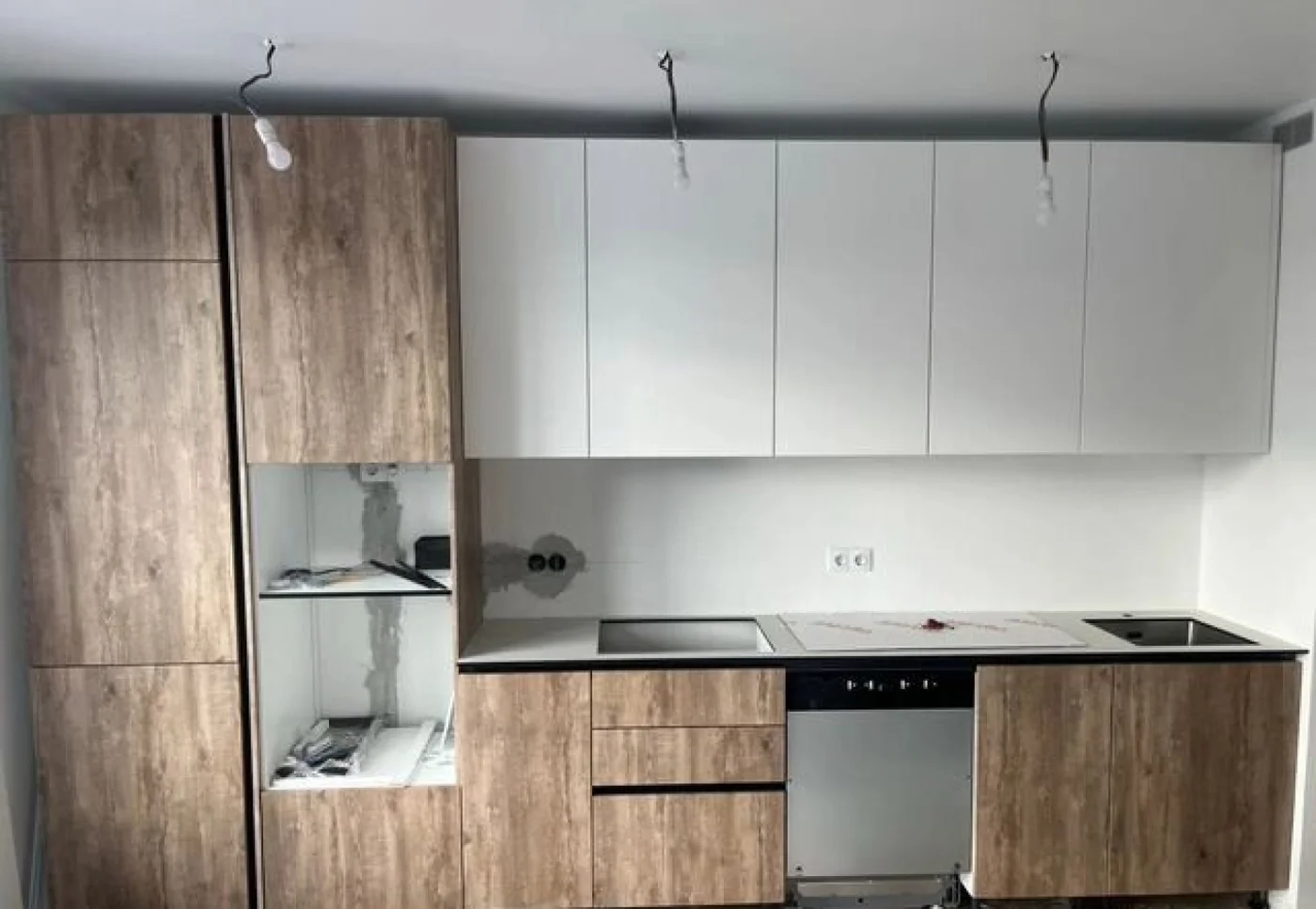 Кухонная мебель на заказ из МДФ и ЛДСП с фурнитурой Blum
